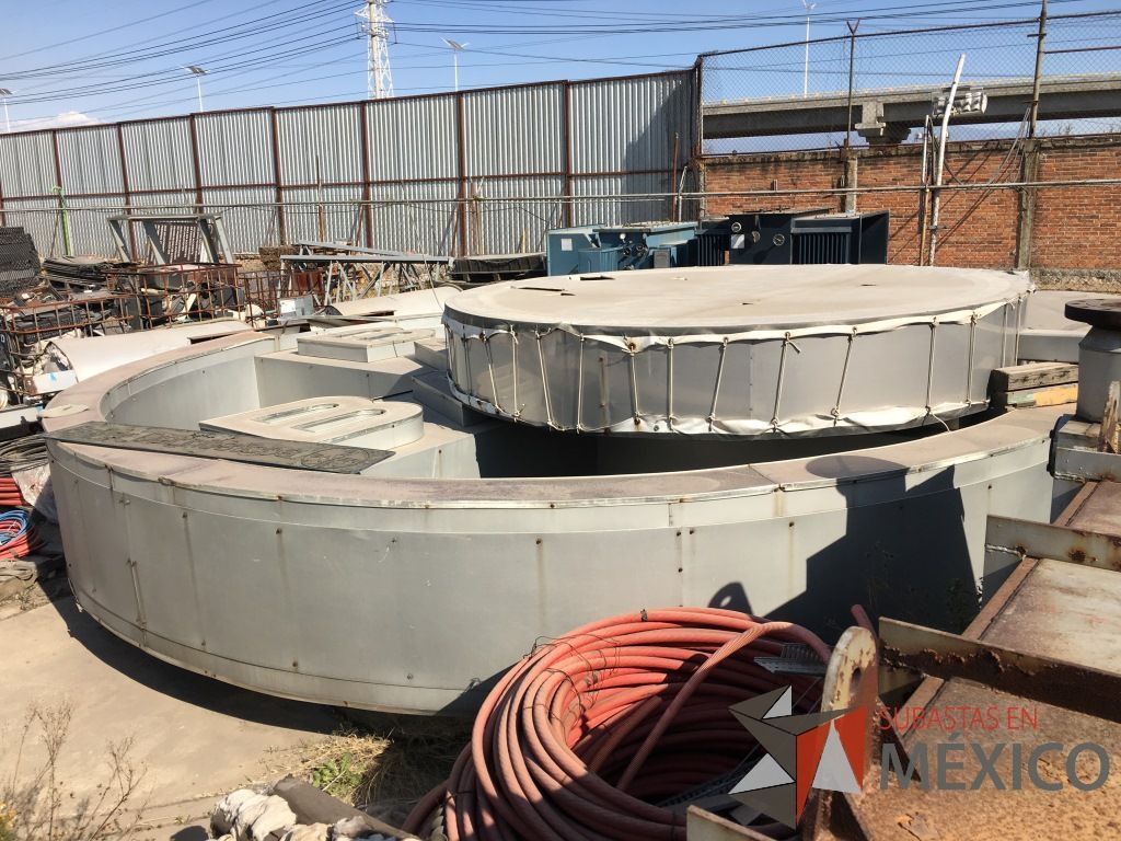 Lote 001 Contiene 2 Estructuras para anuncios espectaculares desmontadas en PB - Imagen 9
