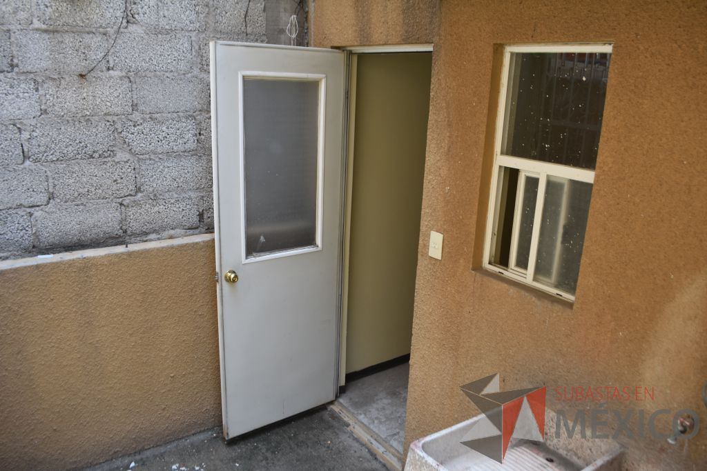 Lote 001 - Casa Habitación ubicada en Tecámac, 3 niveles, 4 recámaras, 2 baños y medio - Imagen 58