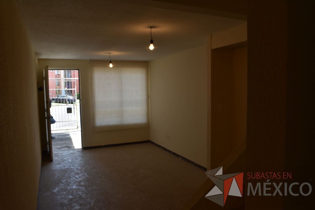 Lote 001 - Casa Habitación ubicada en Tecámac, 3 niveles, 4 recámaras, 2 baños y medio - Imagen 56