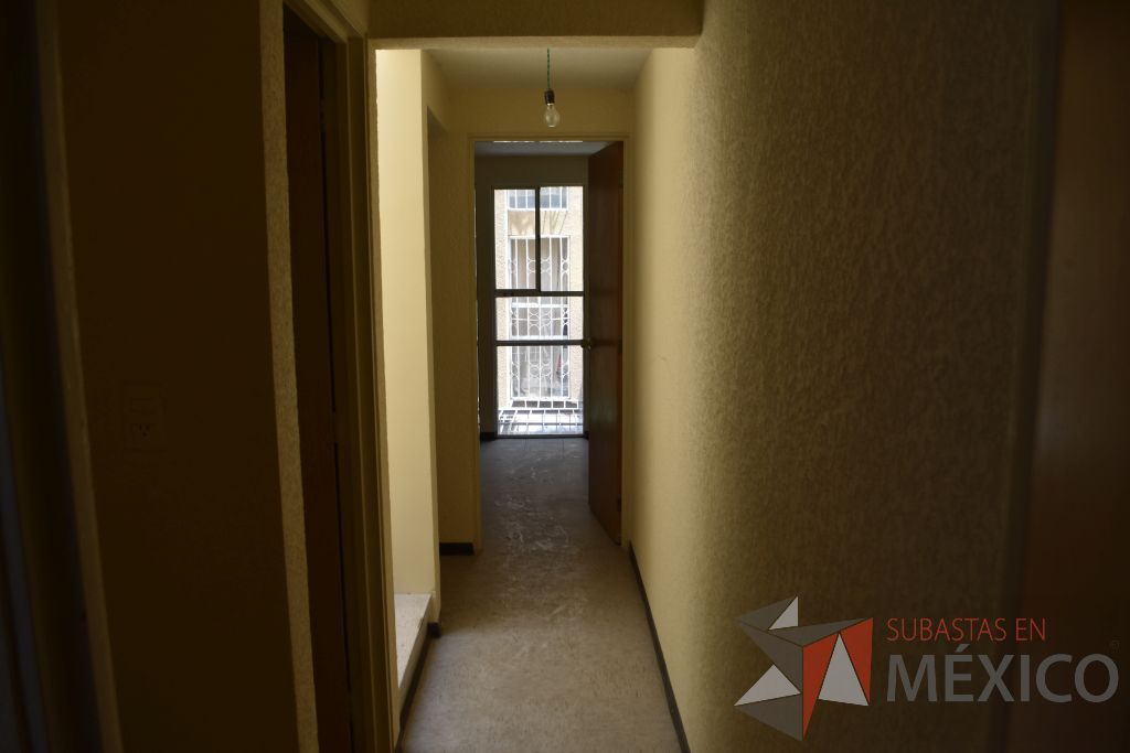 Lote 001 - Casa Habitación ubicada en Tecámac, 3 niveles, 4 recámaras, 2 baños y medio - Imagen 51