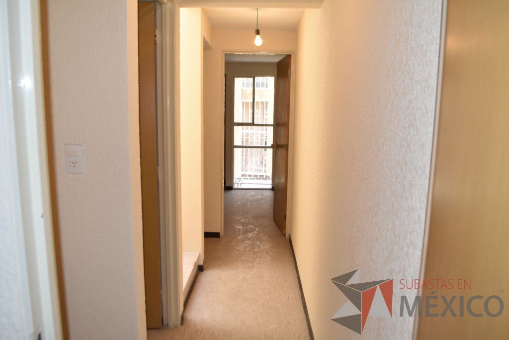 Lote 001 - Casa Habitación ubicada en Tecámac, 3 niveles, 4 recámaras, 2 baños y medio - Imagen 44