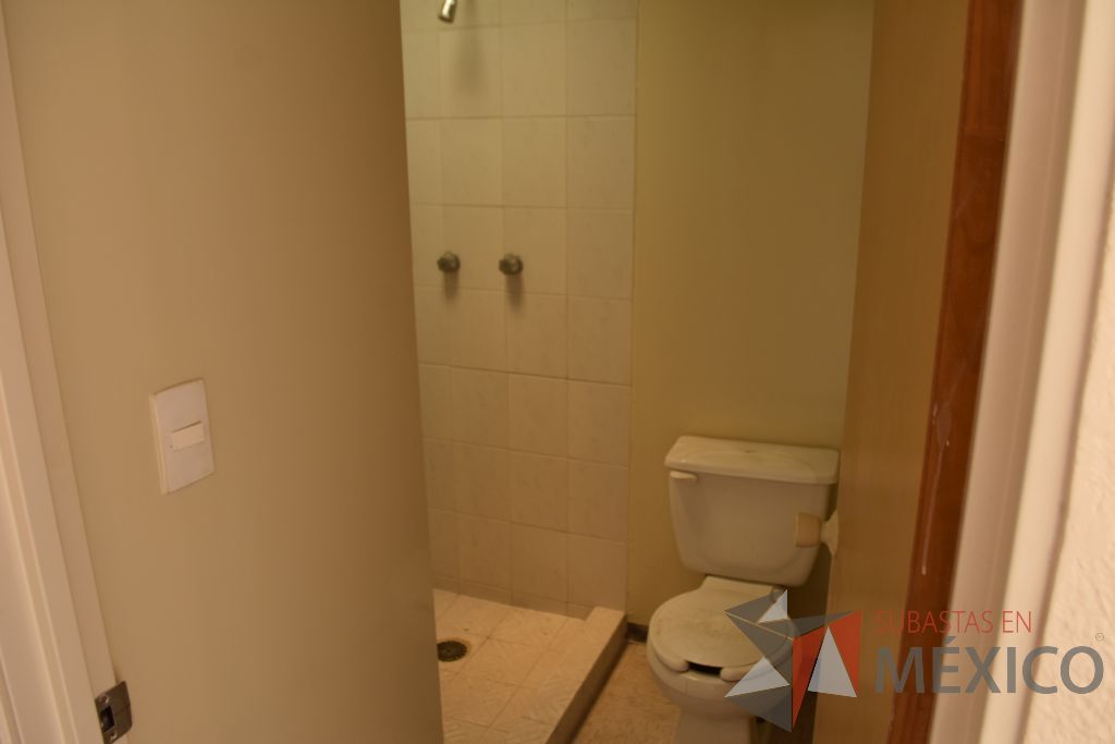 Lote 001 - Casa Habitación ubicada en Tecámac, 3 niveles, 4 recámaras, 2 baños y medio - Imagen 26
