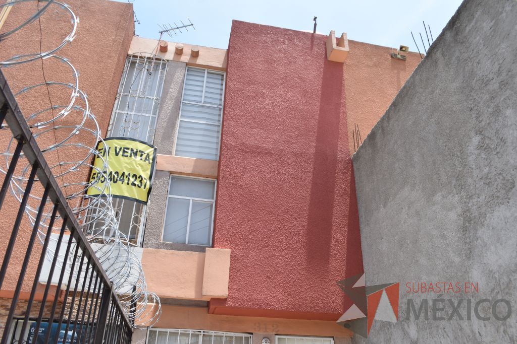 Lote 001 - Casa Habitación ubicada en Tecámac, 3 niveles, 4 recámaras, 2 baños y medio - Imagen 6