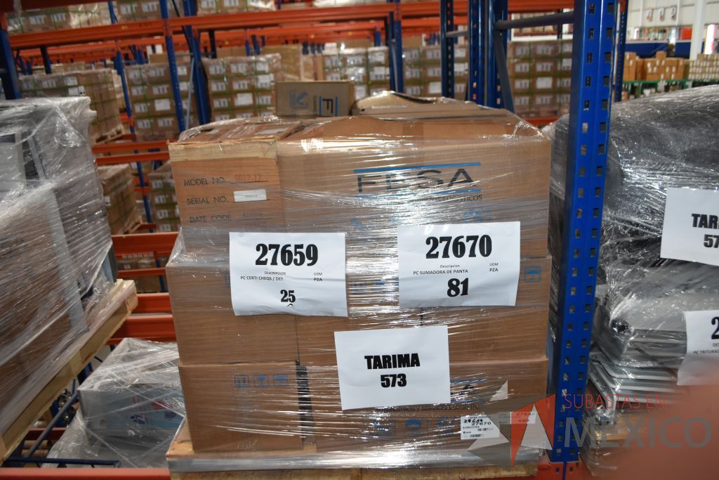 Lote 019 - 690 Artículos de Bienes Diversos, Botes para Basura, Reguladores, Descansa Pies, Frigobares, etc. - Imagen 21