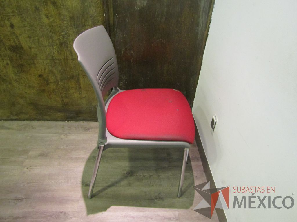 Lote 034 - 2 Sillas de Visita, Fijas con Respaldo color gris - Imagen 2