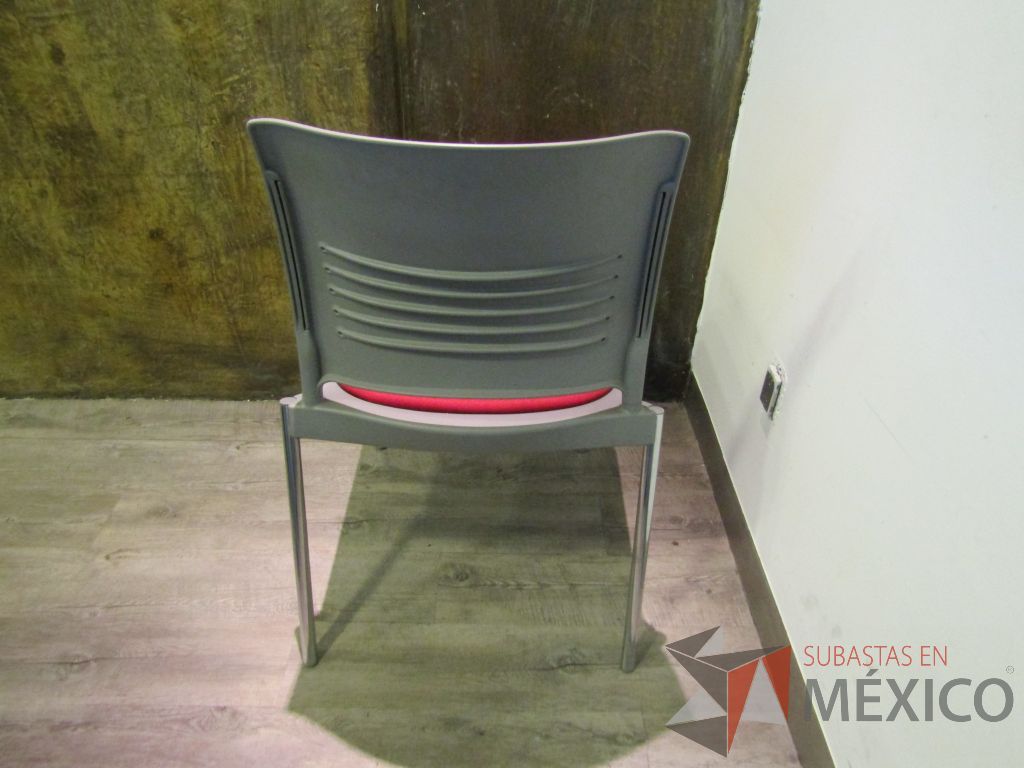 Lote 034 - 2 Sillas de Visita, Fijas con Respaldo color gris - Imagen 3