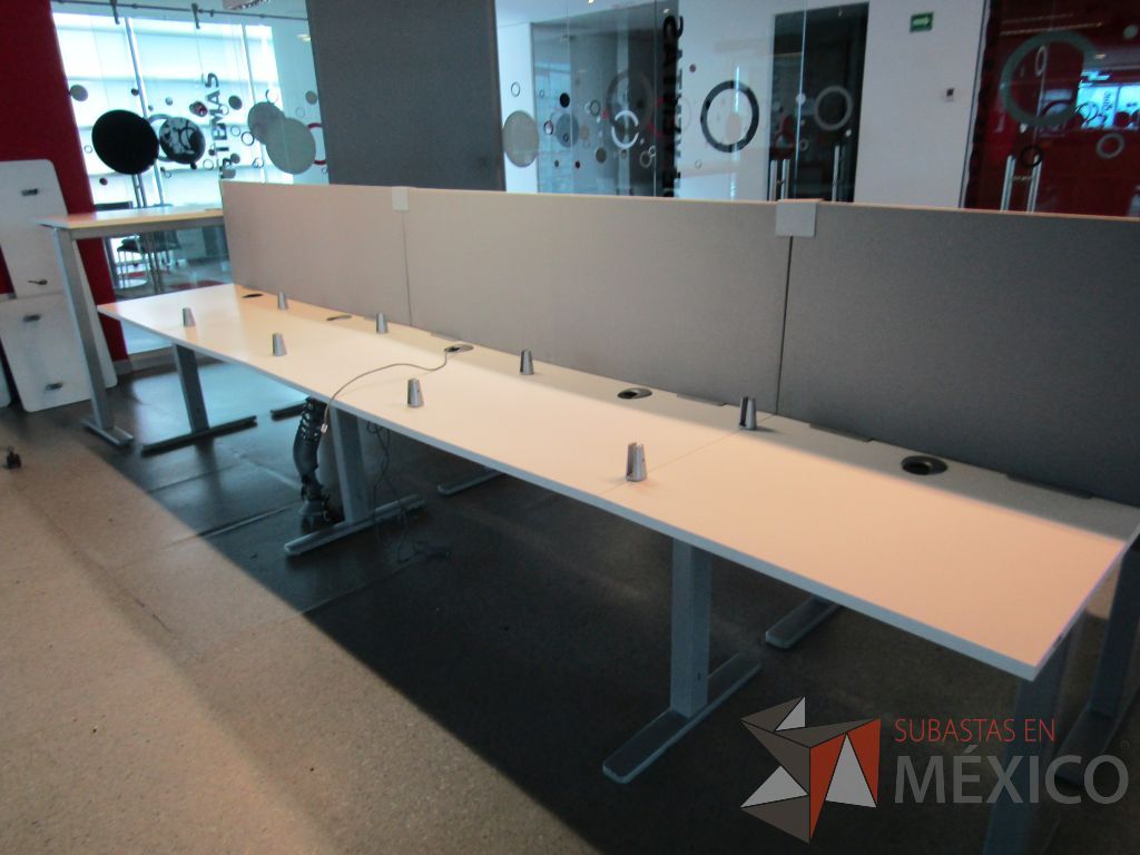 Lote 007 - Estación de trabajo para Call Center para 10 Personas y Mesa para Supervisor - Imagen 7