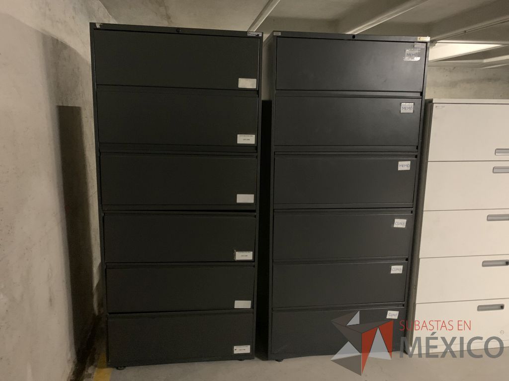 Lote 015 - Archivero horizontal de 4 cajones y 2 gavetas color gris