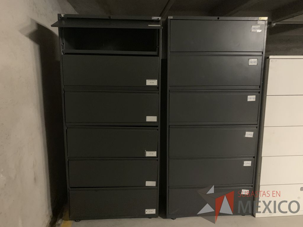 Lote 015 - Archivero horizontal de 4 cajones y 2 gavetas color gris - Imagen 3
