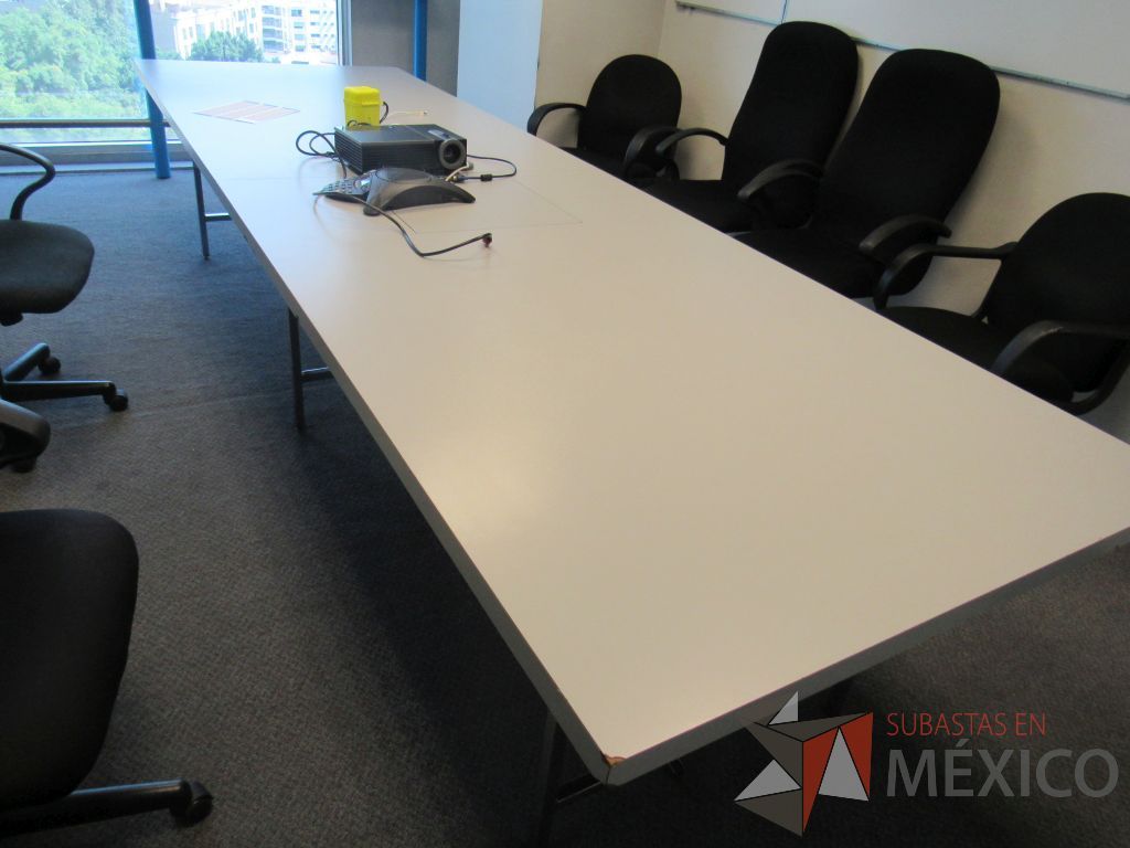 Lote 513 - Mesa de apoyo para impresora y mesa de sala de juntas para 10 personas - Imagen 8