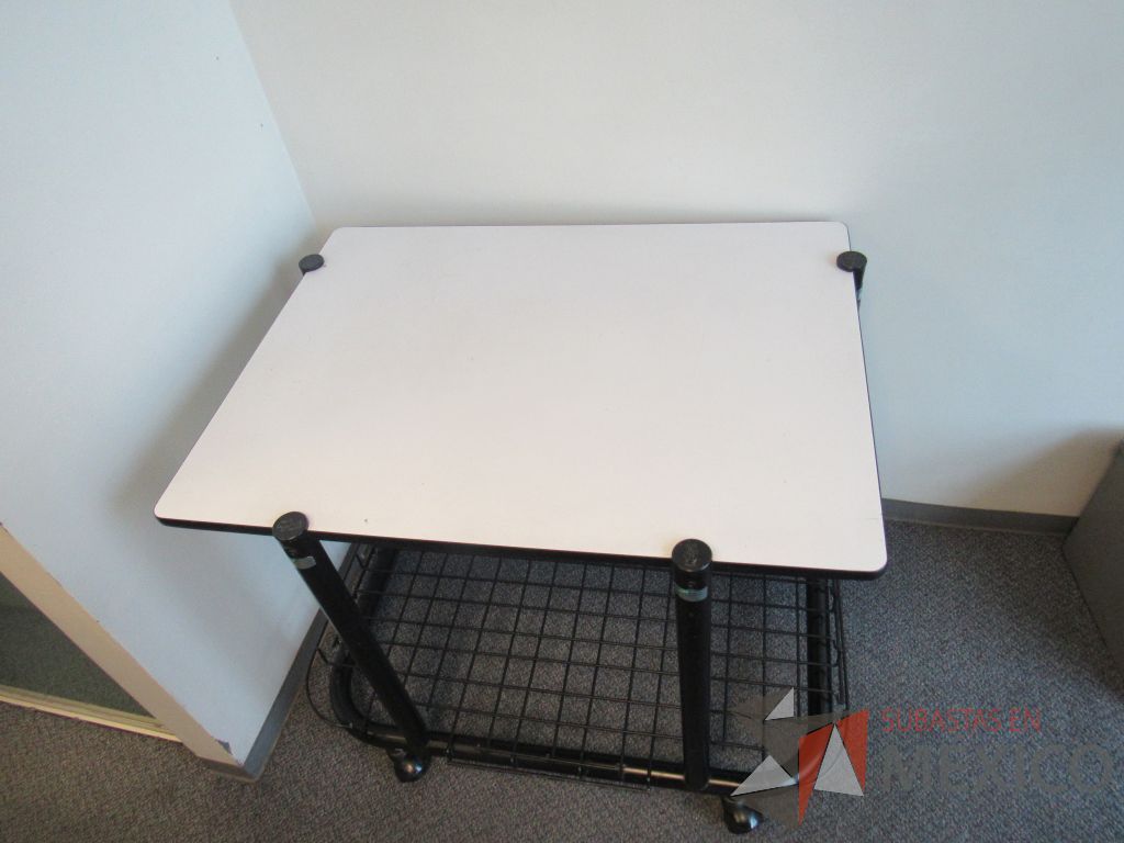 Lote 513 - Mesa de apoyo para impresora y mesa de sala de juntas para 10 personas - Imagen 11