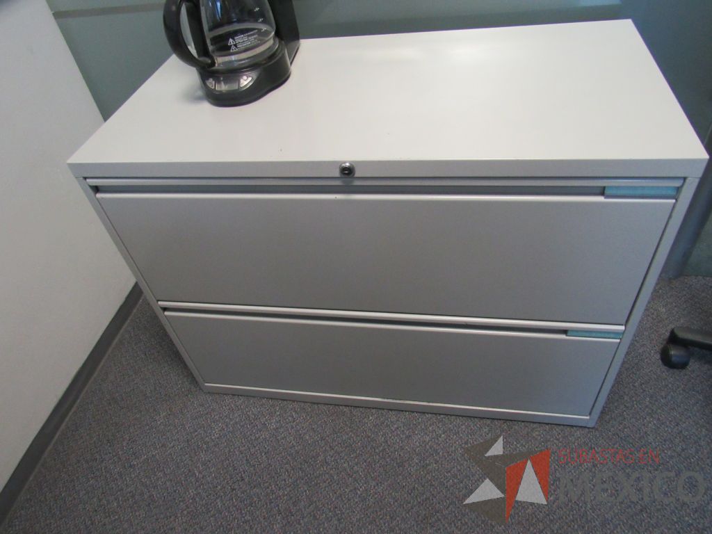 Lote 538 - Archivero horizontal, librero con 2 entrepaños y mesa para impresora con cubierta color blanco - Imagen 3
