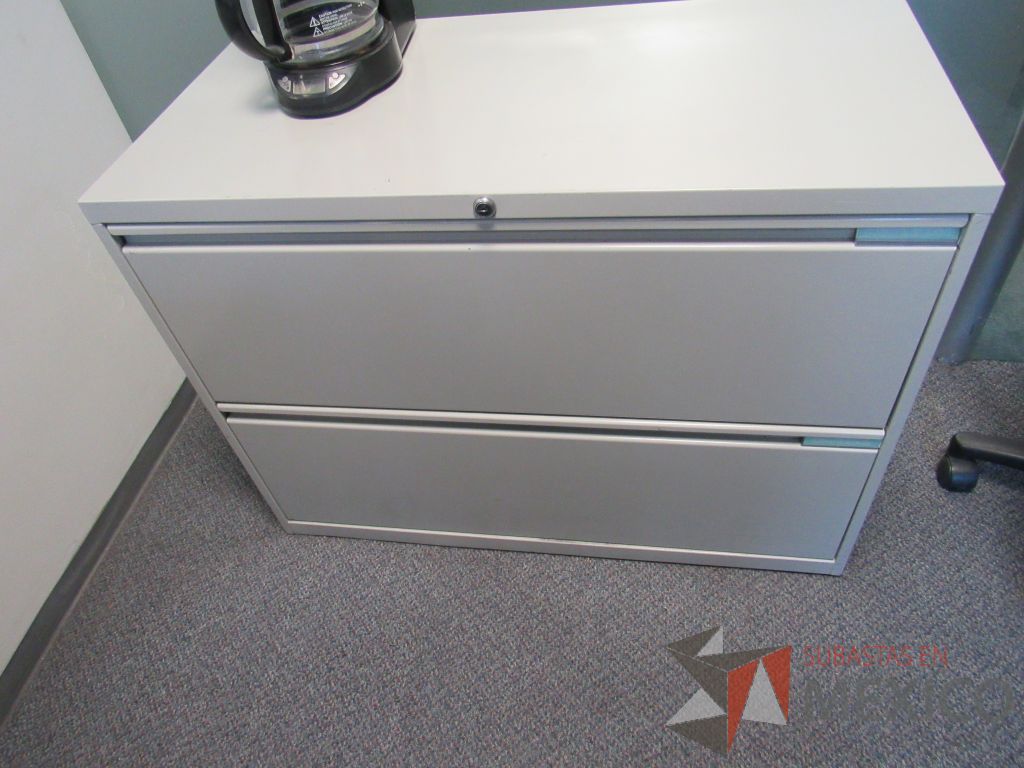 Lote 538 - Archivero horizontal, librero con 2 entrepaños y mesa para impresora con cubierta color blanco - Imagen 6