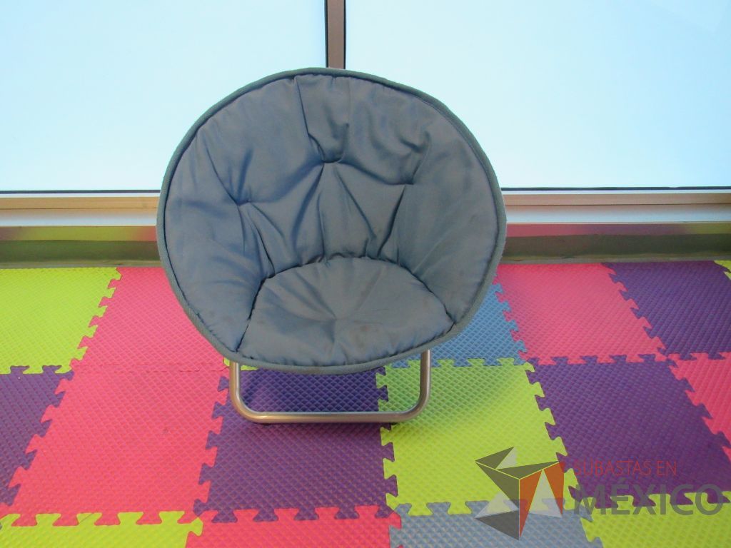 Lote 216 - 2 Puffs en forma de cuadrado y 2 sillones de tela - Imagen 2