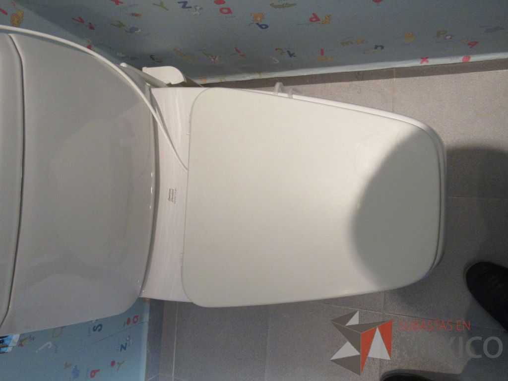 Lote 218 - Lavabo con mueble, taza de baño, cambiador de bebés y 5 persianas black - Imagen 15