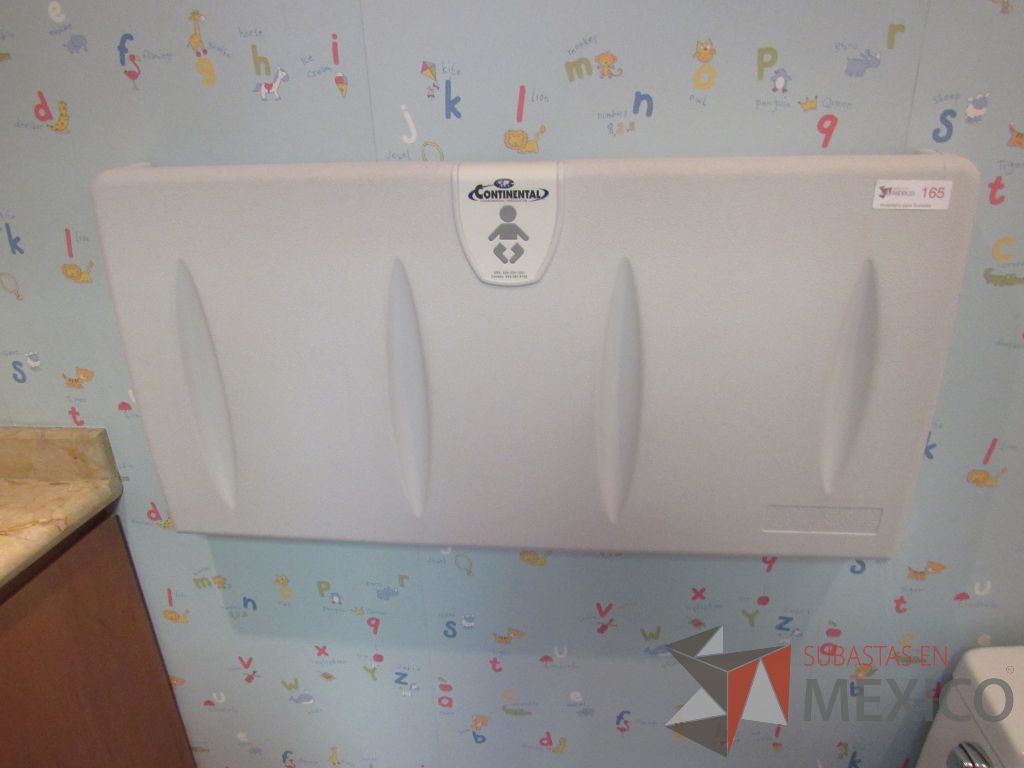 Lote 218 - Lavabo con mueble, taza de baño, cambiador de bebés y 5 persianas black - Imagen 23