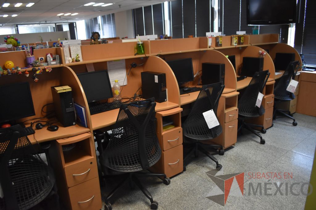 Lote 036 - 2 Estaciónes de trabajo para 14 personas tipo call center - Imagen 5