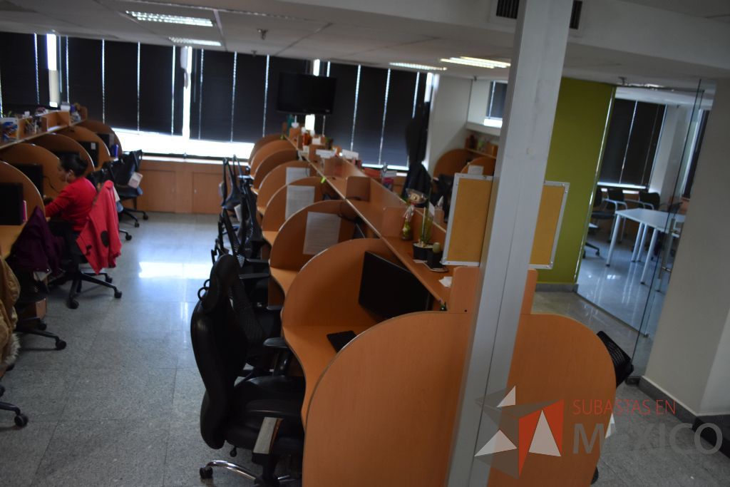 Lote 036 - 2 Estaciónes de trabajo para 14 personas tipo call center - Imagen 6