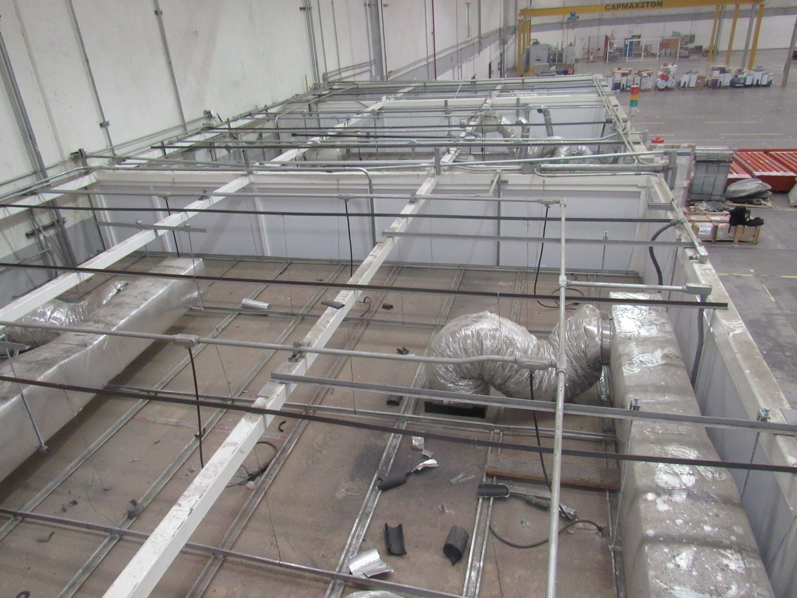 Lote 079 - Estructura Modular para Oficinas con Puertas y Ventanas,103 m2, 17.8 mts x 5.8 mts x 4.5 mts - Imagen 27