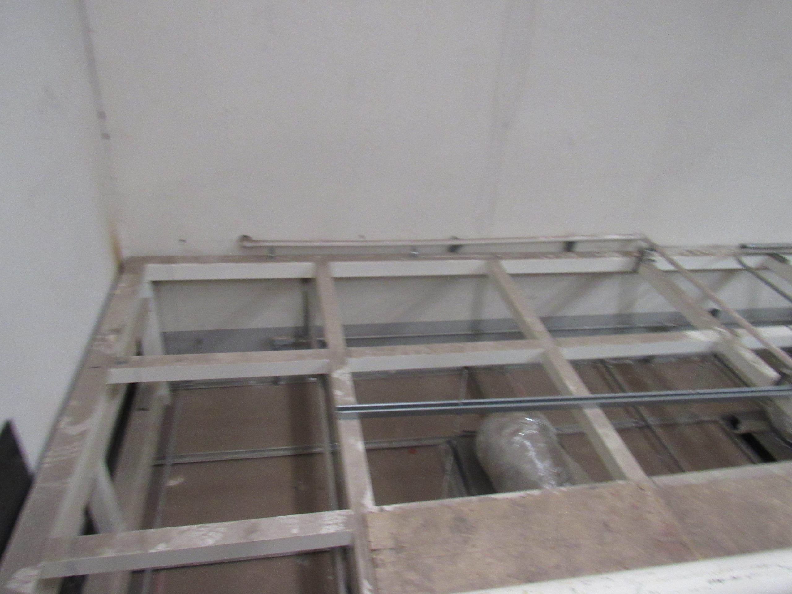 Lote 079 - Estructura Modular para Oficinas con Puertas y Ventanas,103 m2, 17.8 mts x 5.8 mts x 4.5 mts - Imagen 29