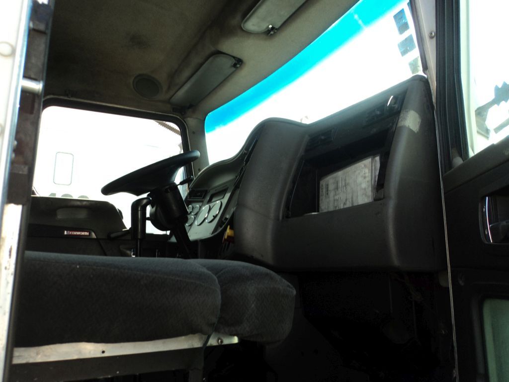 Lote 001 - Tractocamion Kenworth 2013 PX-8, Fuller 10 Vel., 40,000 lbs. - Imagen 5
