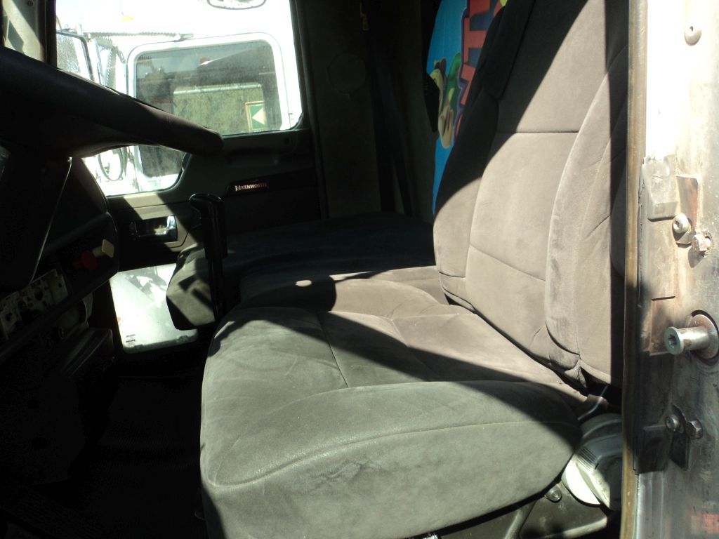 Lote 002 - Tractocamión Kenworth 2013 PX-8, Fuller 10 Vel., 40,000 lbs. - Imagen 10