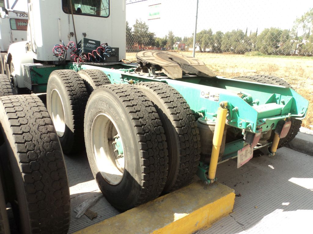 Lote 003 - Tractocamión Kenworth 2013 PX-8, Fuller 10 Vel., 40,000 lbs. - Imagen 12