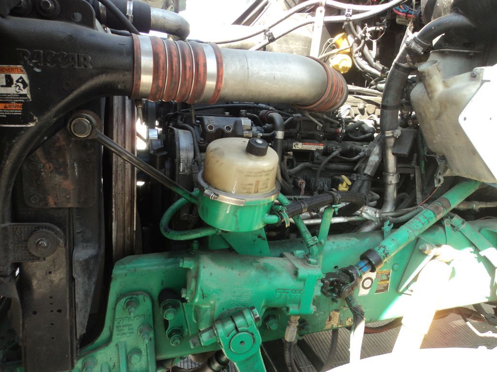 Lote 004 - Tractocamión Kenworth 2013 PX-8, Fuller 10 Vel., 40,000 lbs. - Imagen 4