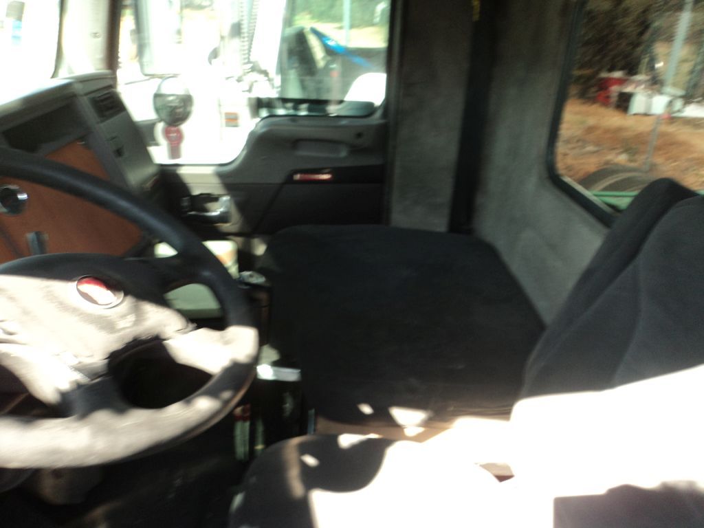 Lote 005 - Tractocamión Kenworth 2013 PX-8, Fuller 10 Vel., 40,000 lbs. - Imagen 8