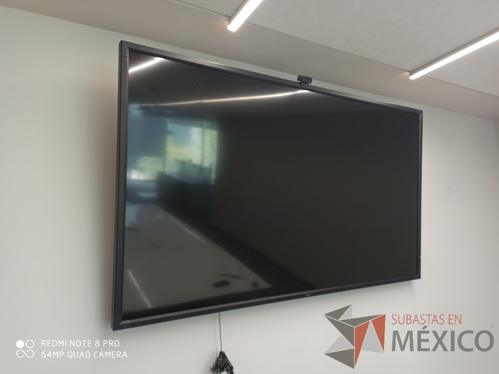 Lote 093 - Monitor de 80 " pulgadas con soporte de pared y control, Marca Nec - Imagen 8