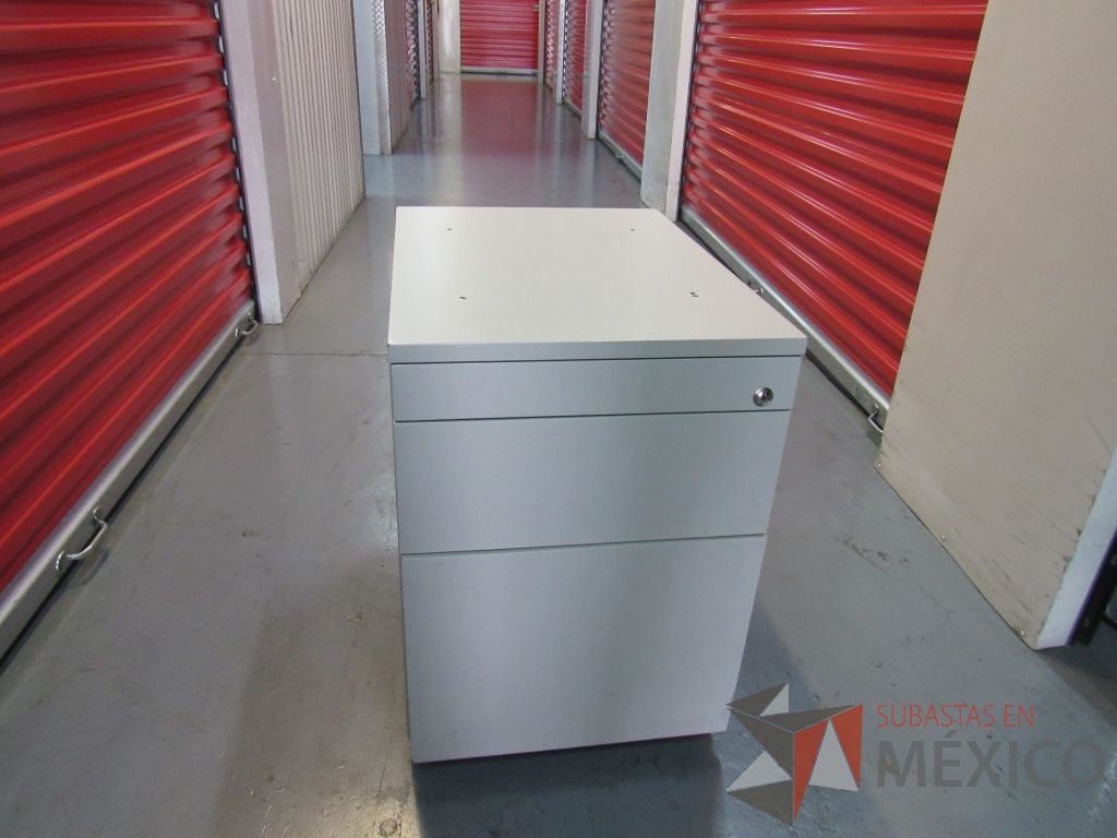 Lote 003 - Credenza con 2 cajones, Archivero vertical y 2 Base metálica - Imagen 3