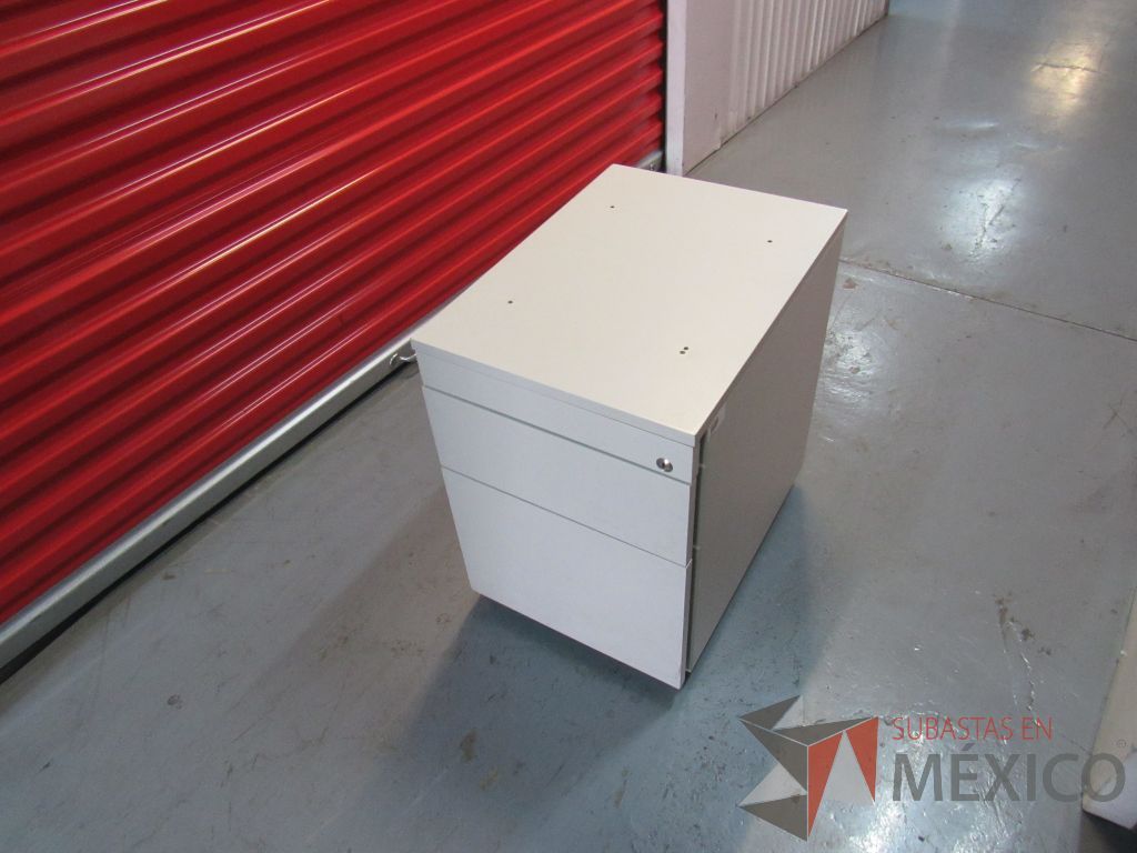 Lote 003 - Credenza con 2 cajones, Archivero vertical y 2 Base metálica - Imagen 9