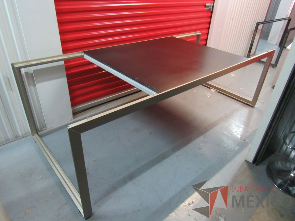 Lote 007 - Archivero vertical de 2 cajones y Base metálica para cubierta color café - Imagen 13