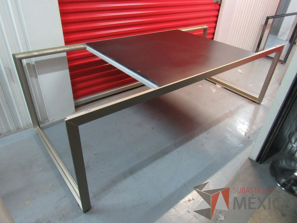 Lote 007 - Archivero vertical de 2 cajones y Base metálica para cubierta color café - Imagen 14