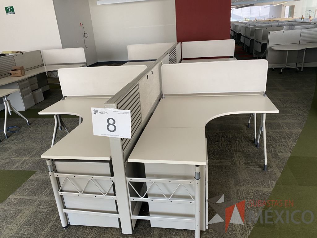 Lote 008 - Estación de trabajo para 6 personas con 6 archiveros verticales - Imagen 21