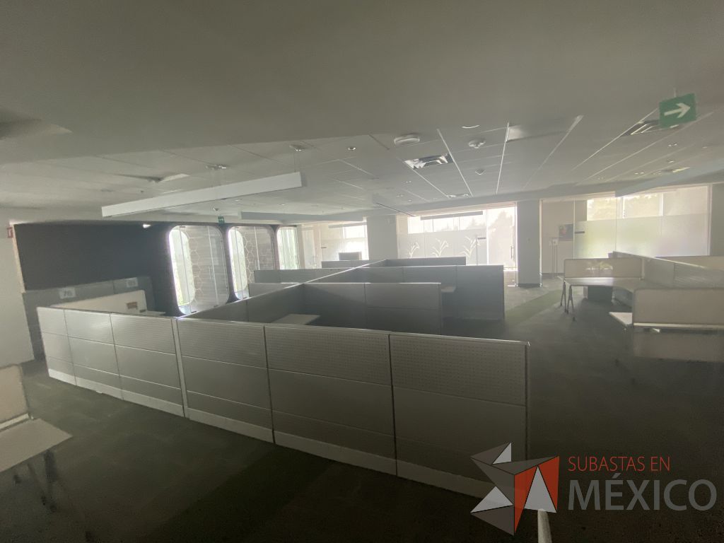 Lote 009 - Estación de trabajo para 6 personas con 6 archiveros verticales - Imagen 11