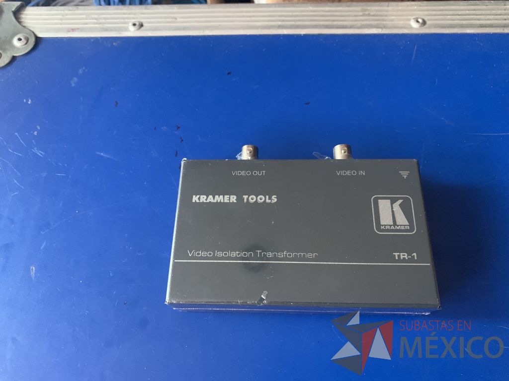 Lote 143 - 1 Interruptor-selector HDMI marca Auvio, 1 Extension USB Marca Steren y 1 Quita home marca Kramer - Imagen 13