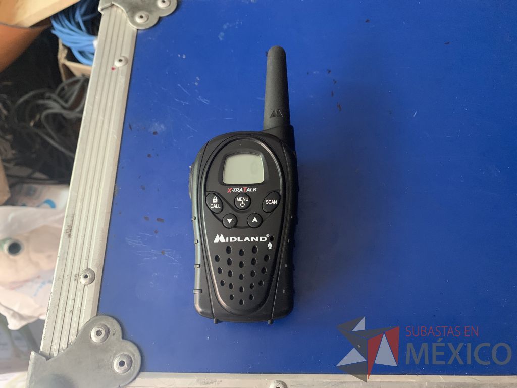 Lote 142 - 3 audifonos orejera marca Pionner y 2 juegos de Walkie Talkie marca Midland - Imagen 16