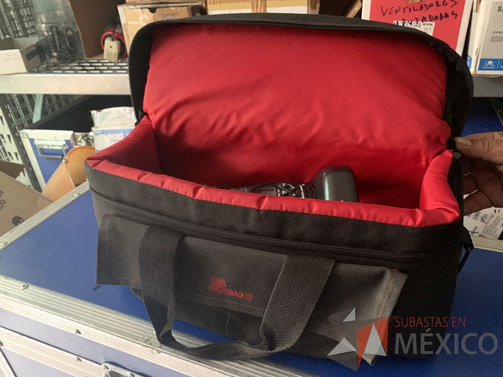 Lote 142 - 3 audifonos orejera marca Pionner y 2 juegos de Walkie Talkie marca Midland - Imagen 27