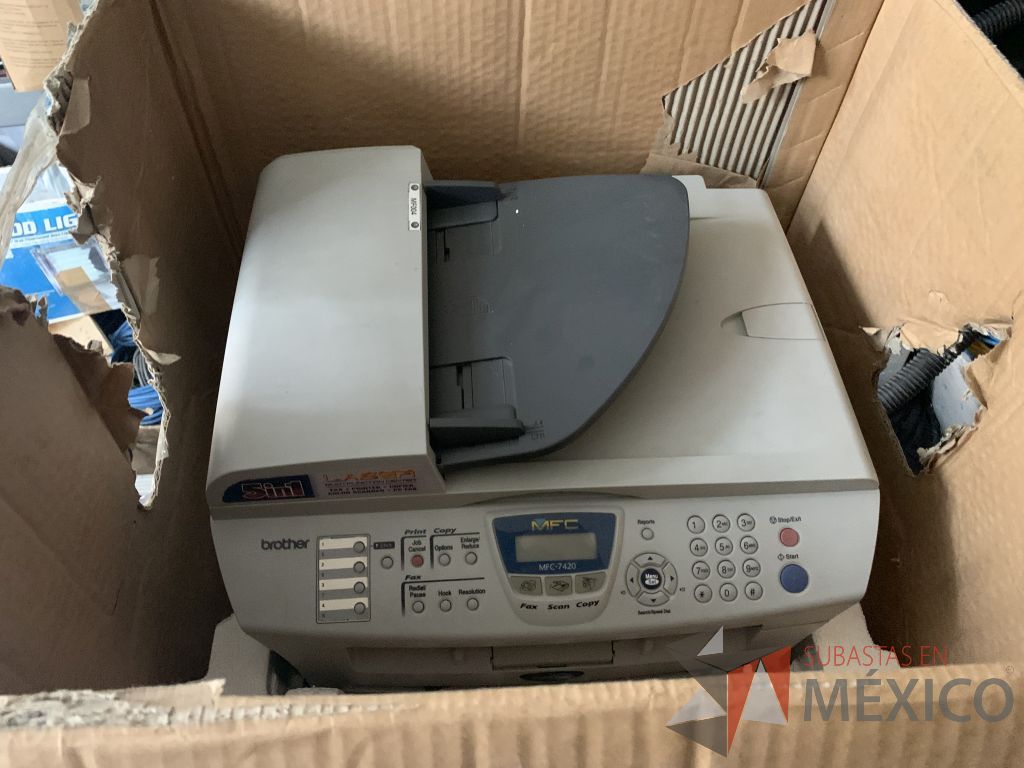 Lote 146 - 4 multifuncionales laser marca Brother (MFC7420,DCP8080DN,DCP7040) y 1 Impresora laser marca HP - Imagen 11
