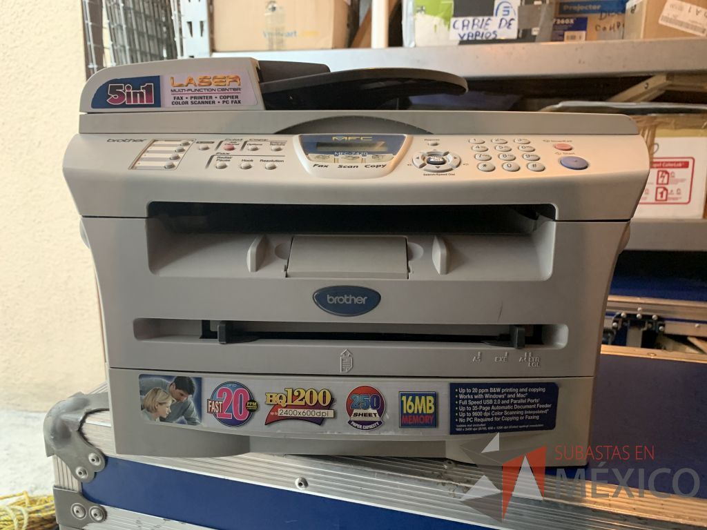 Lote 146 - 4 multifuncionales laser marca Brother (MFC7420,DCP8080DN,DCP7040) y 1 Impresora laser marca HP - Imagen 17