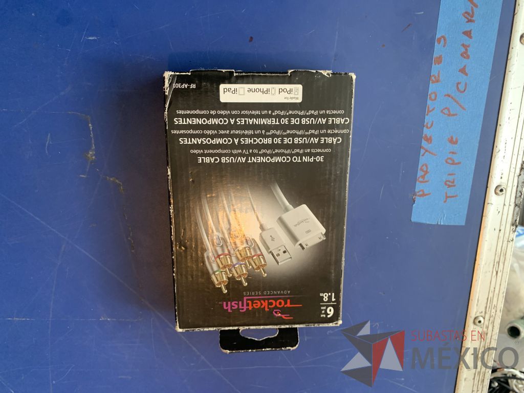 Lote 133 - 1 cable AV/USB p/IPAD,2 adaptadores minidisplay a VGA, 6 divisores VGA de 2 vias... - Imagen 23