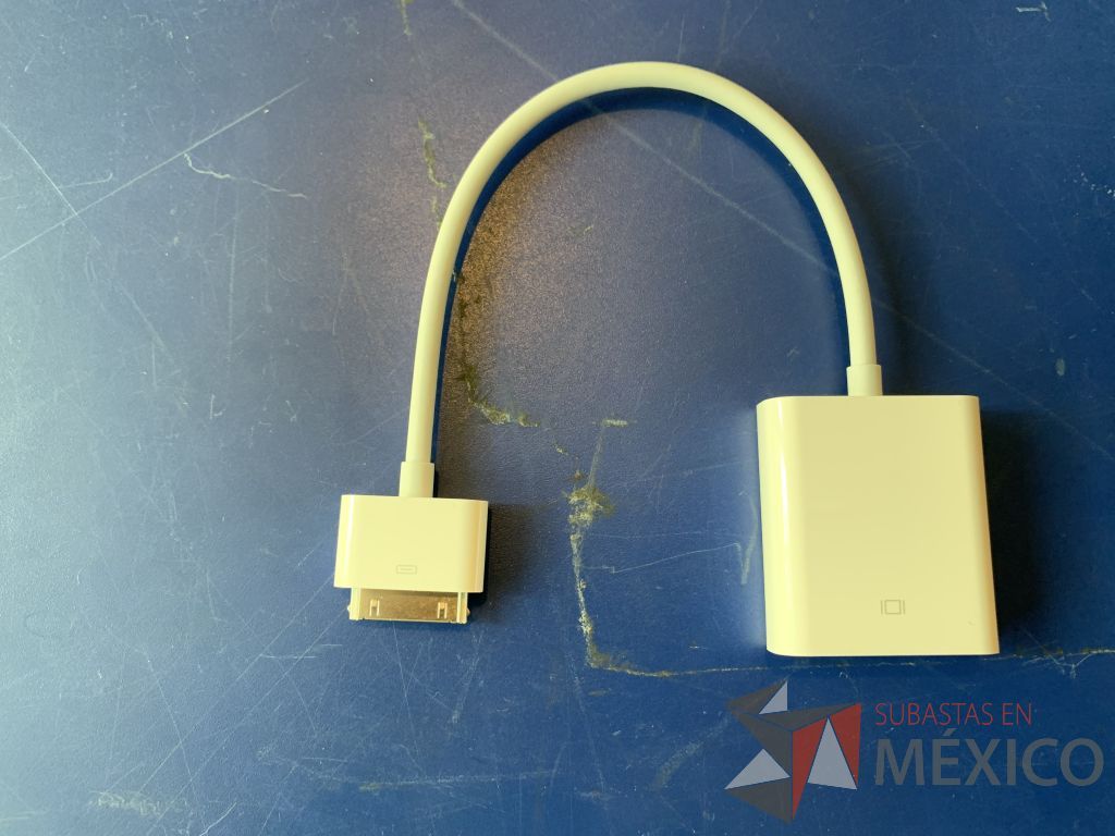 Lote 133 - 1 cable AV/USB p/IPAD,2 adaptadores minidisplay a VGA, 6 divisores VGA de 2 vias... - Imagen 8