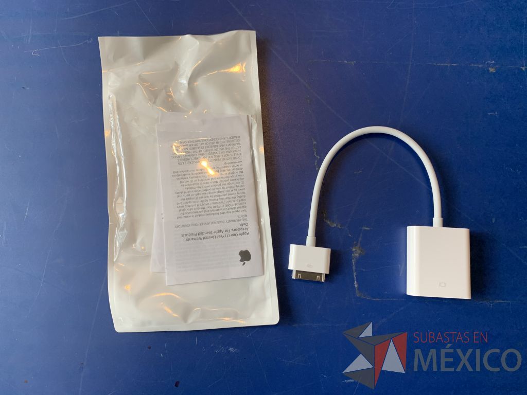 Lote 133 - 1 cable AV/USB p/IPAD,2 adaptadores minidisplay a VGA, 6 divisores VGA de 2 vias... - Imagen 13