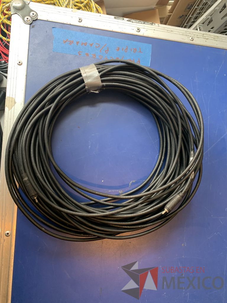 Lote 114 - 4 cables marca kramer RCA macho a macho 1 de 30 mts, 1 de 29 mts y 2 de 19 mts - Imagen 6