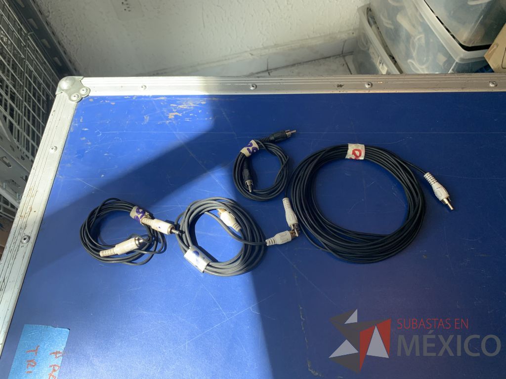 Lote 116 - 62 cables genericos RCA a varias terminales y varias medidas - Imagen 30