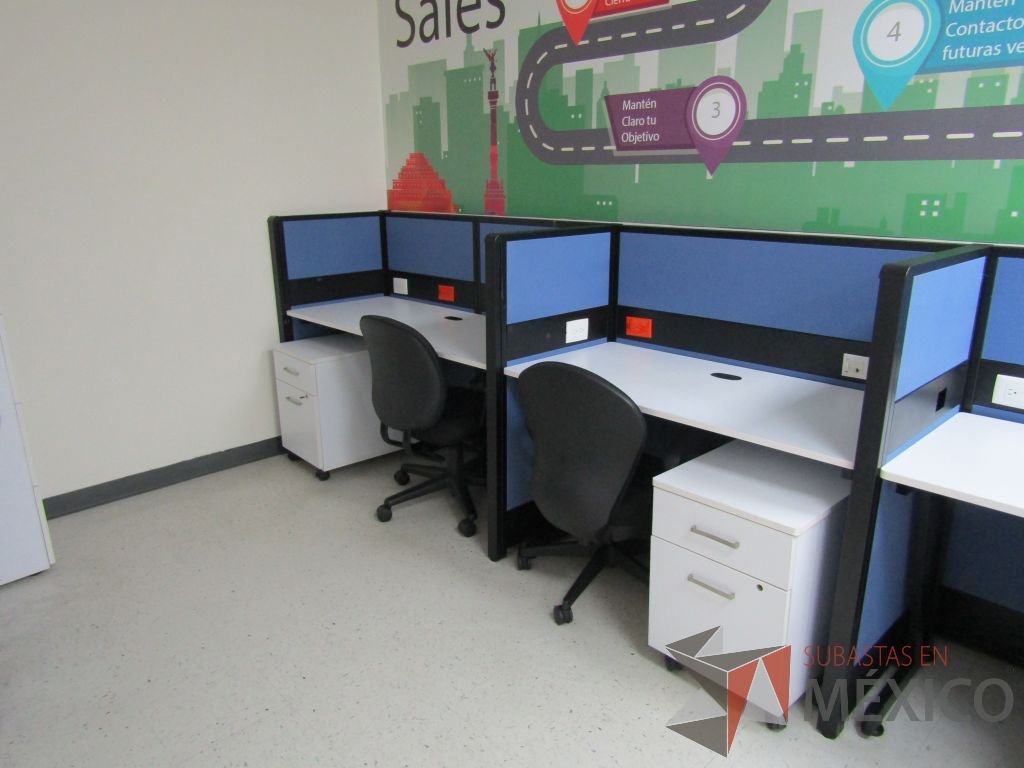 Lote 104 - Estación de trabajo tipo call center para 5 personas - Imagen 23