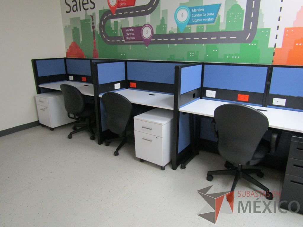 Lote 104 - Estación de trabajo tipo call center para 5 personas - Imagen 21