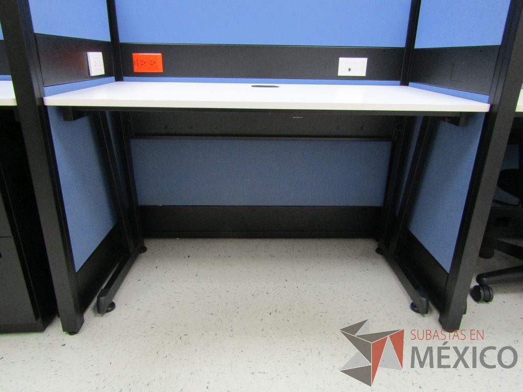 Lote 104 - Estación de trabajo tipo call center para 5 personas - Imagen 15