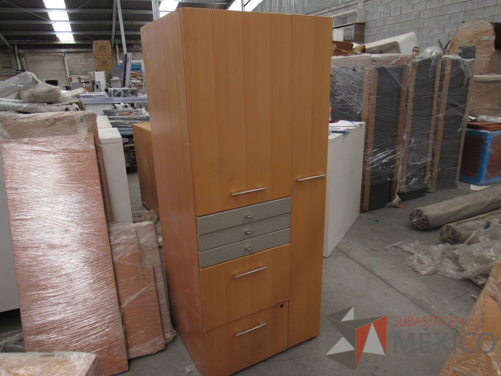 Lote 021 - Gabinete alto con 5 cajones y 2 puertas - Imagen 2